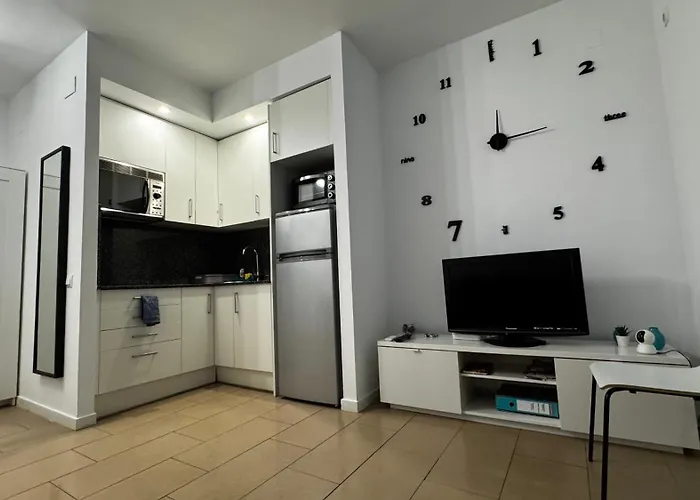 Moderno Apartamento Con Parking,Tarrassa, Barcelona